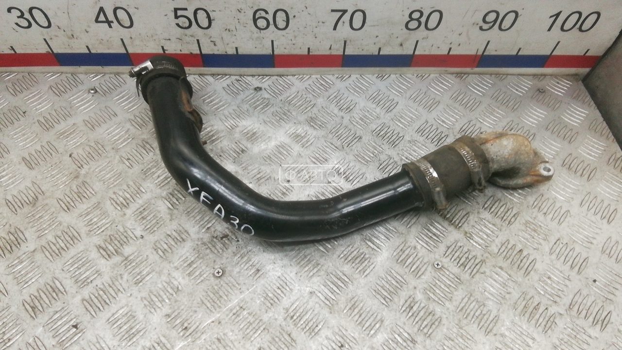 Патрубок интеркулера