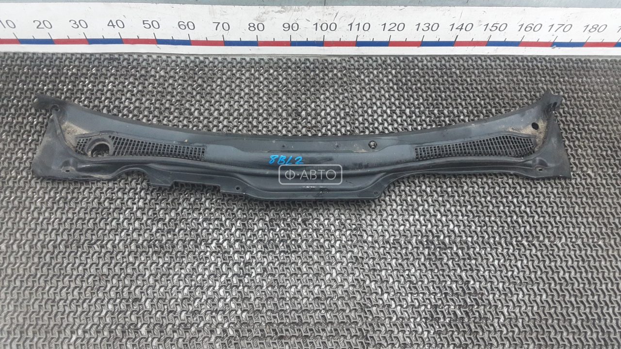 Накладка декоративная (жабо, дождевик)