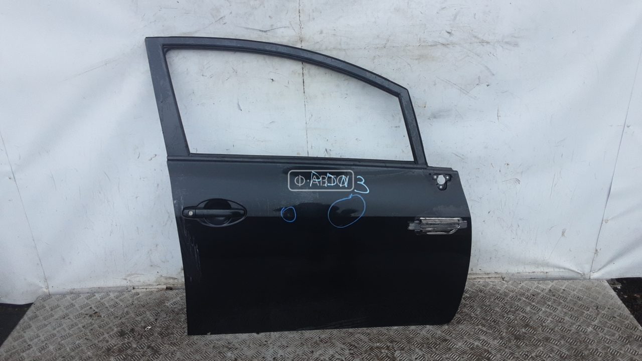 Дверь передняя правая