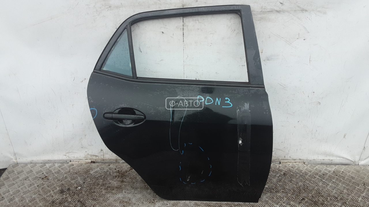 Дверь задняя правая
