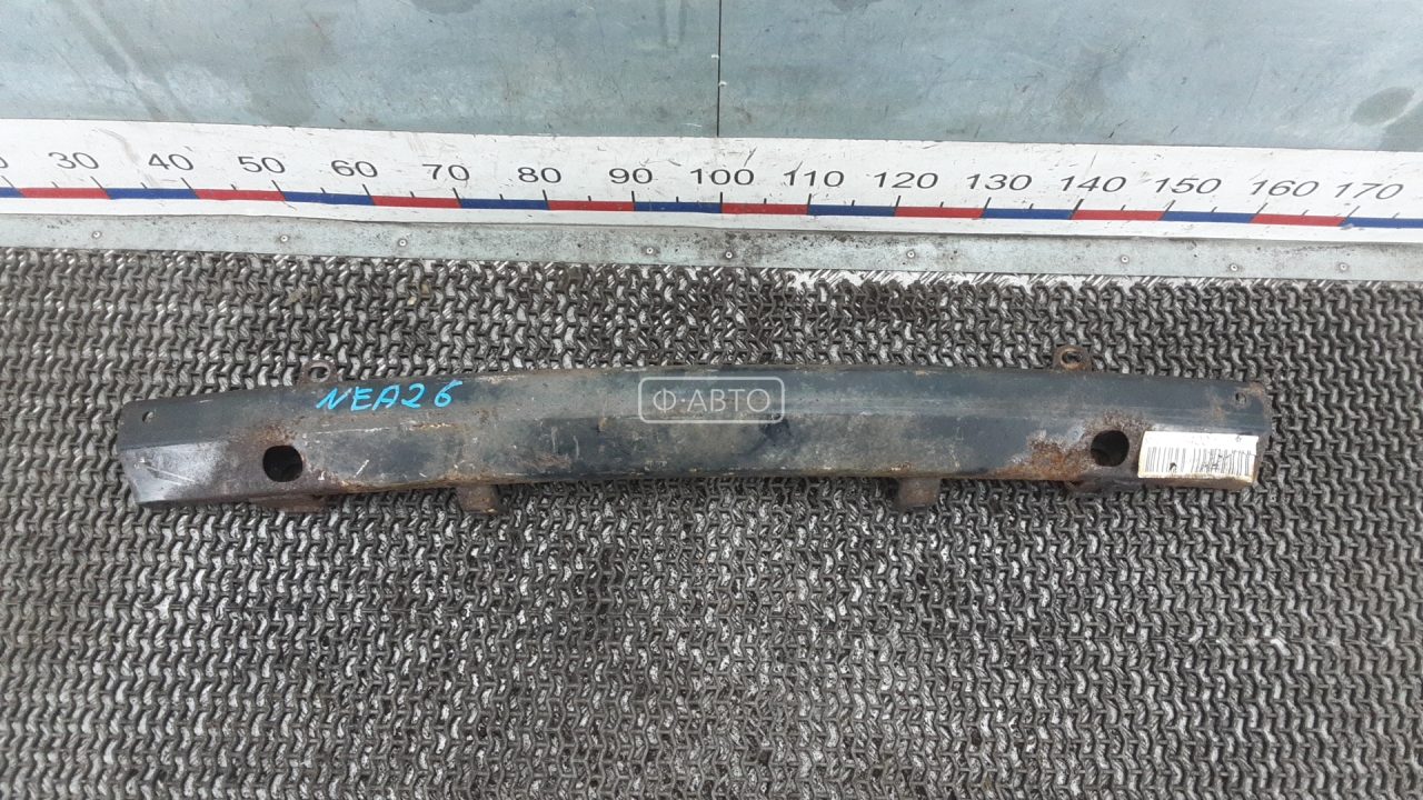 Усилитель бампера передний (кронштейн)