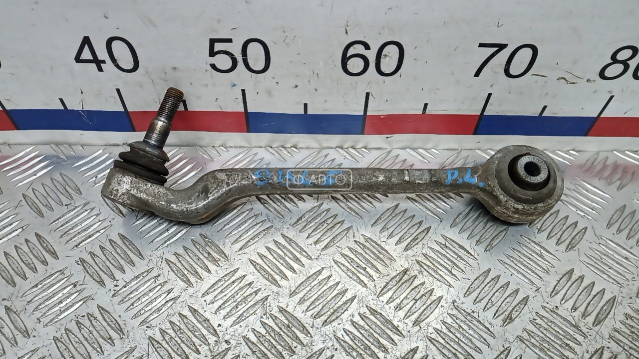 Рычаг передний нижний левый