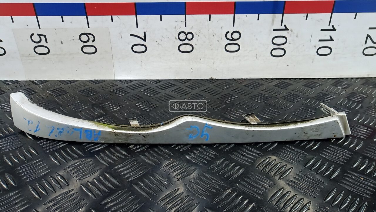 Ус под фару (ресничка) правый