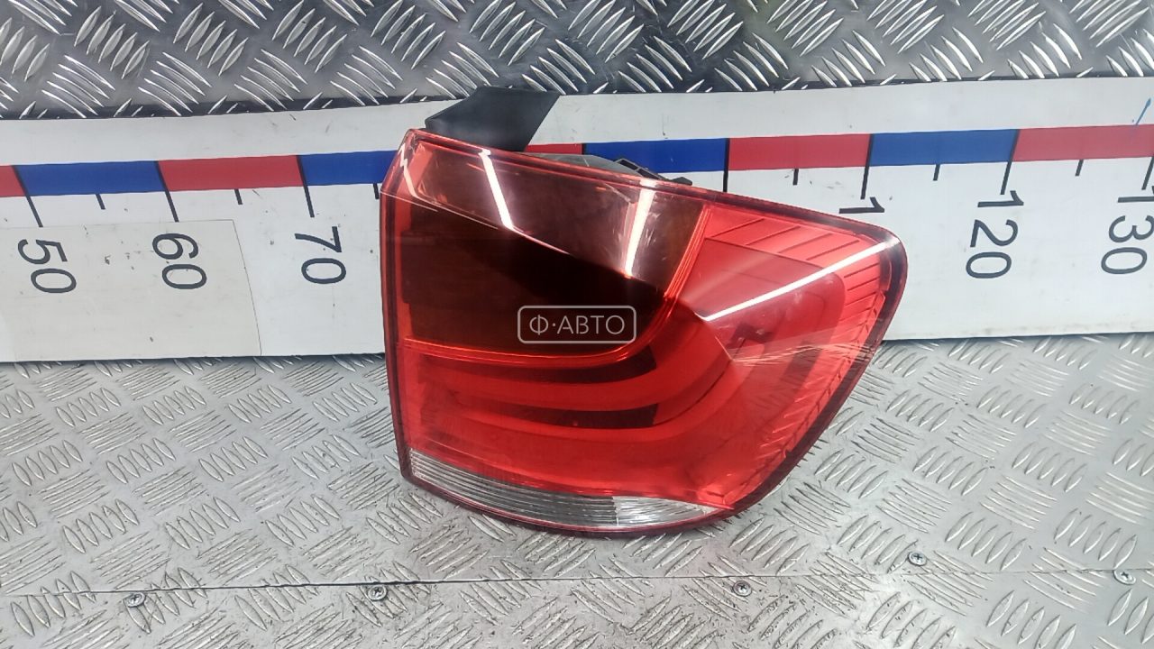 Фонарь задний правый