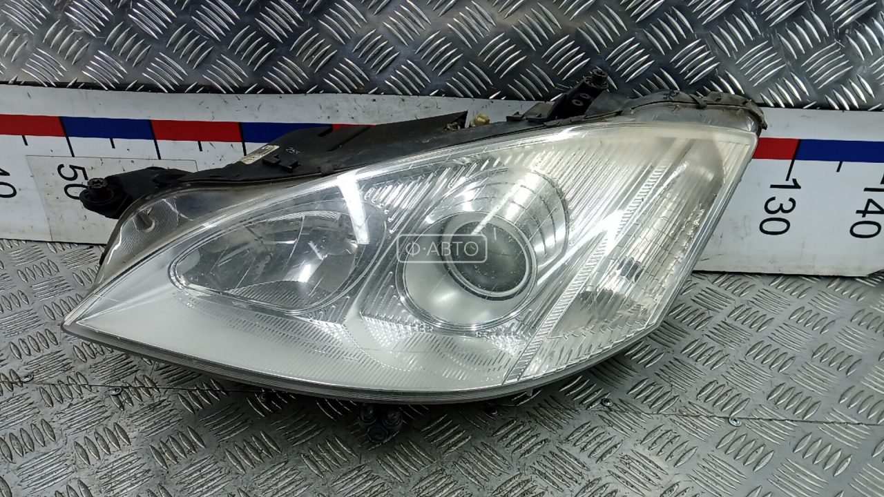 Фара левая