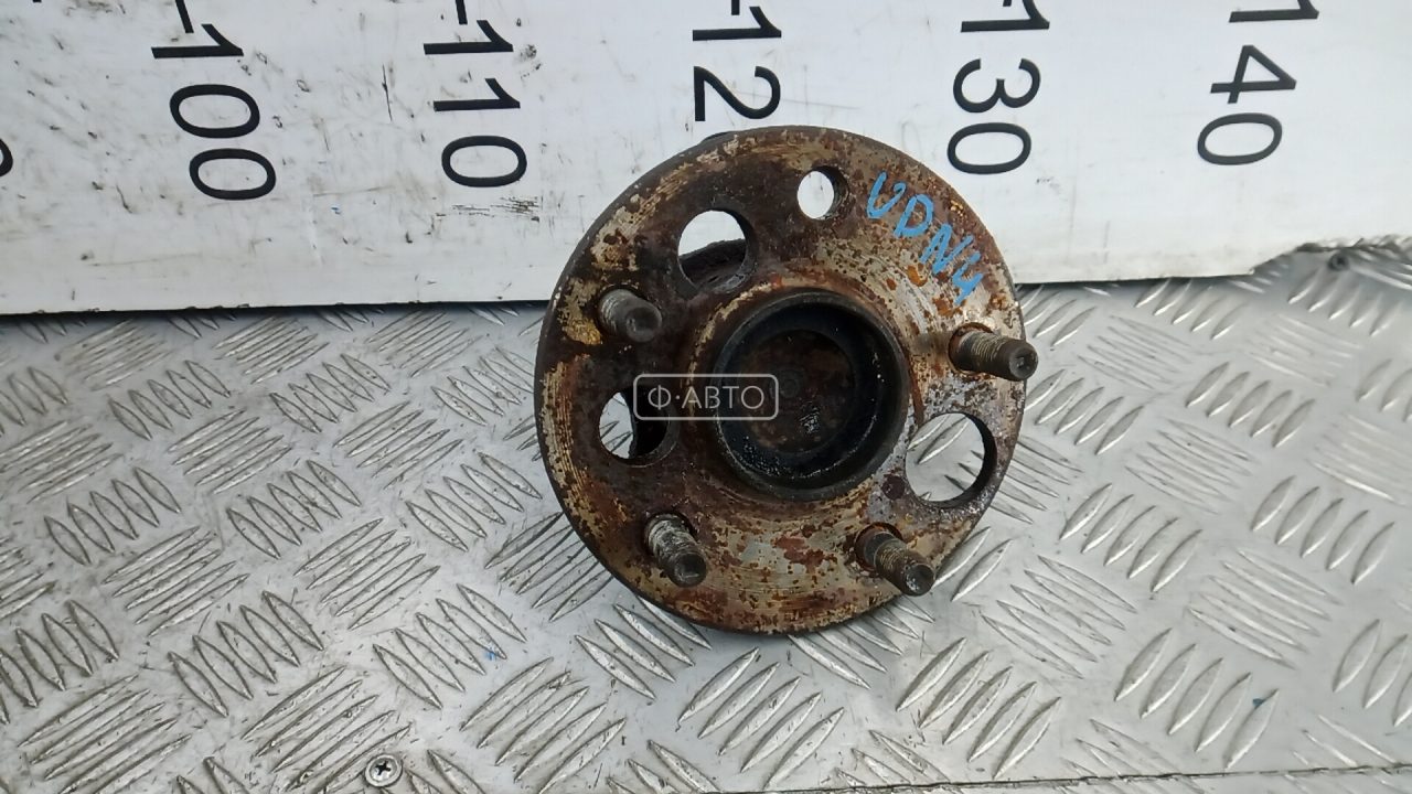 Ступица задняя левая