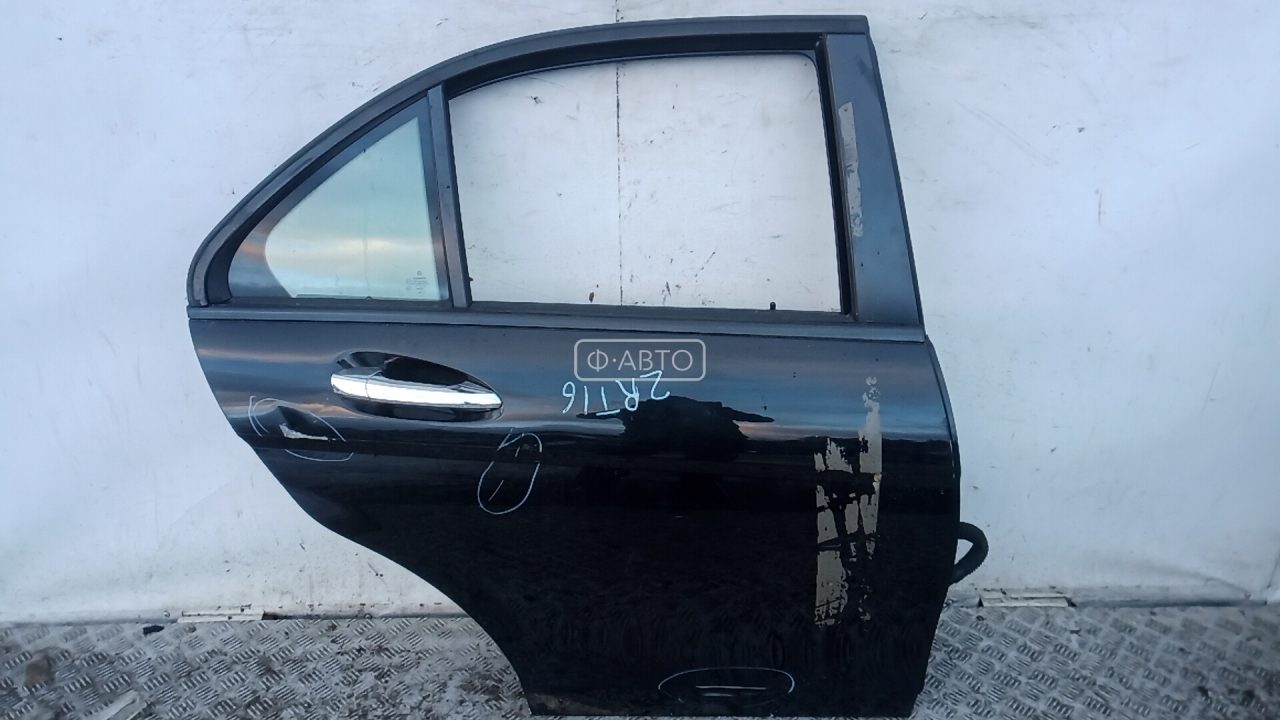 Дверь задняя правая