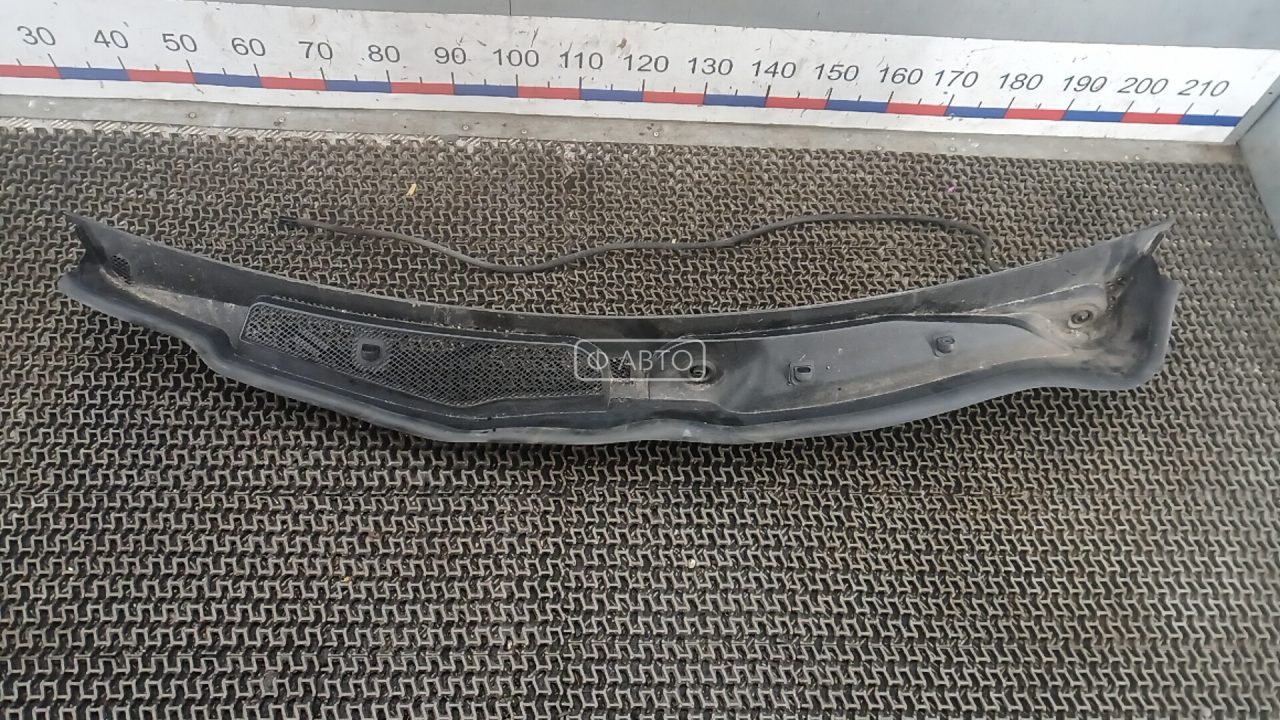 Накладка декоративная (жабо, дождевик)