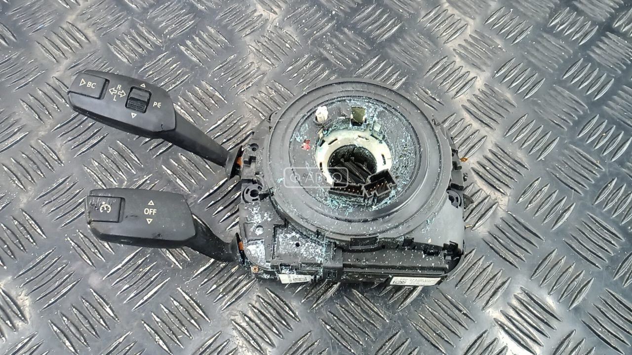 Переключатель поворотов и дворников (стрекоза)