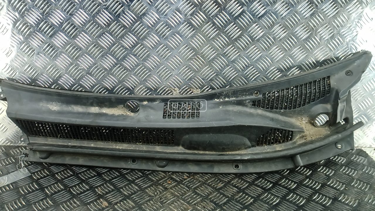 Накладка декоративная (жабо, дождевик)