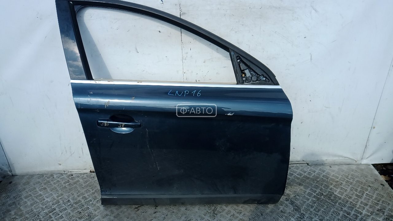 Дверь передняя правая