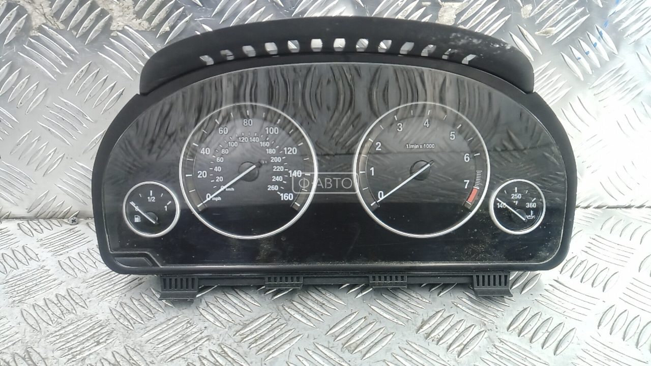 Щиток приборов