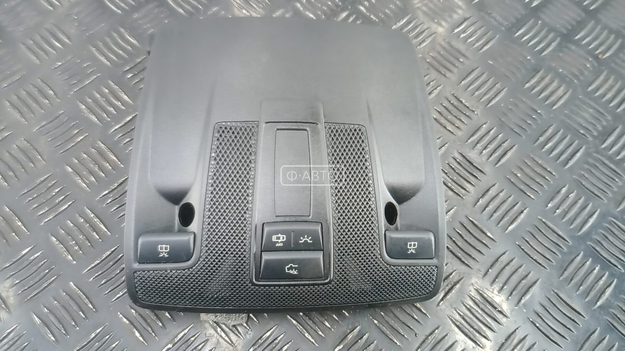 Фонарь освещения салона