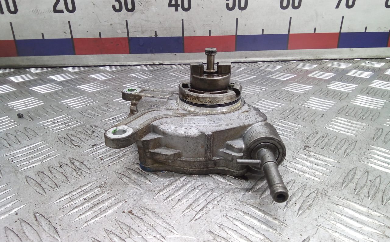 Насос вакуумный