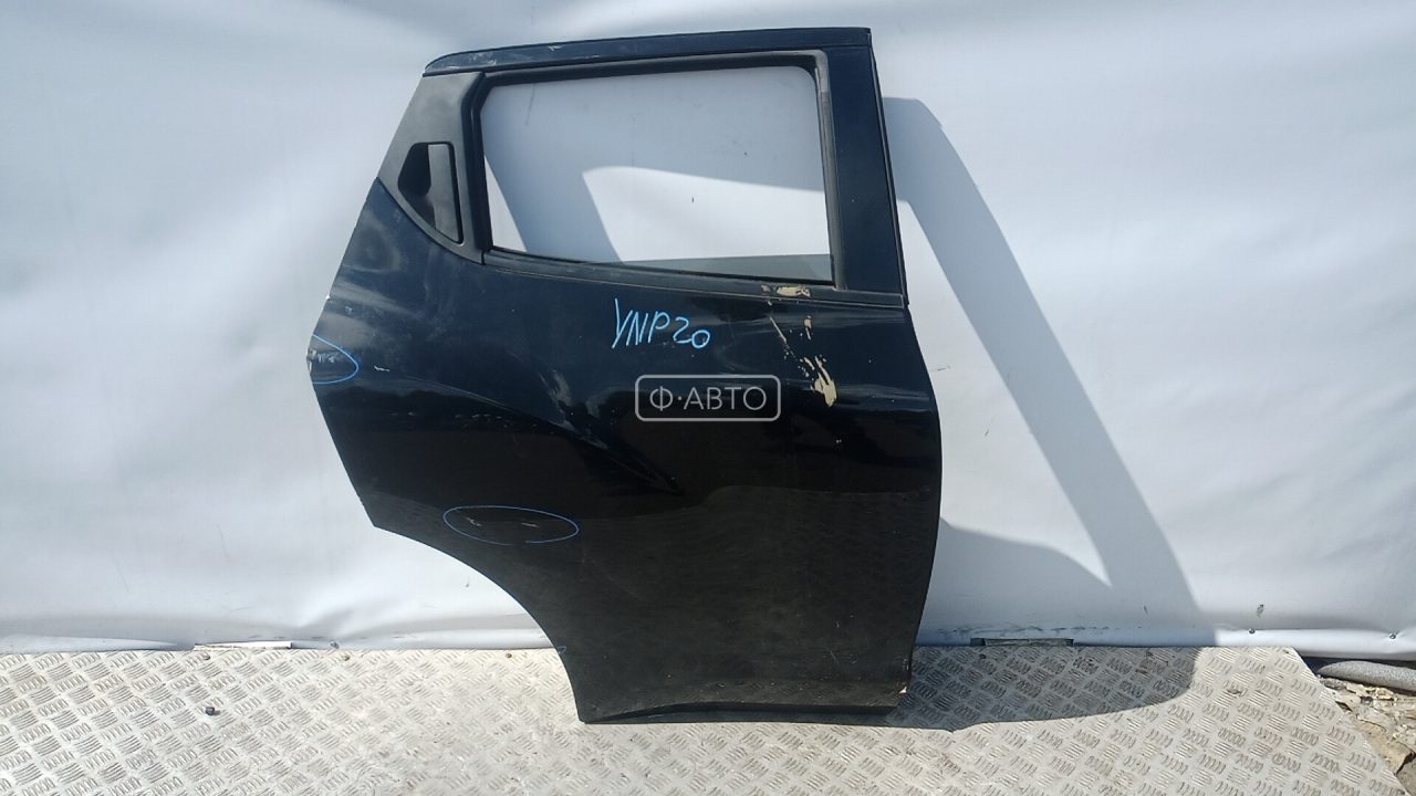 Дверь задняя правая