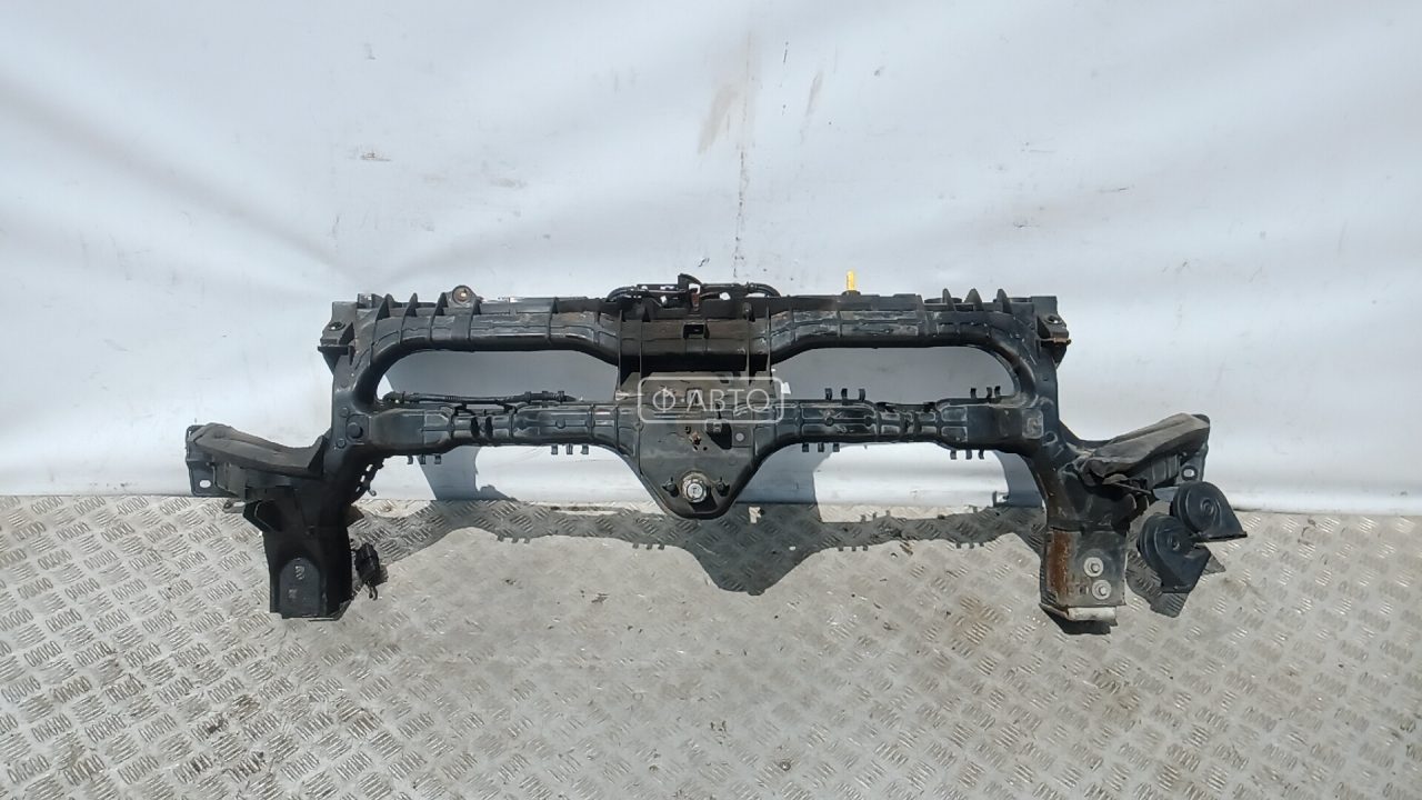 Передняя панель крепления облицовки (телевизор)