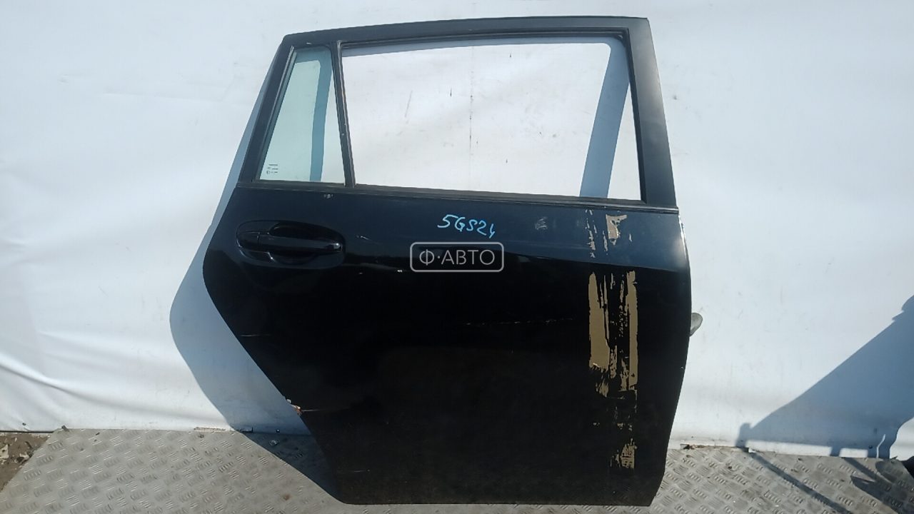 Дверь задняя правая