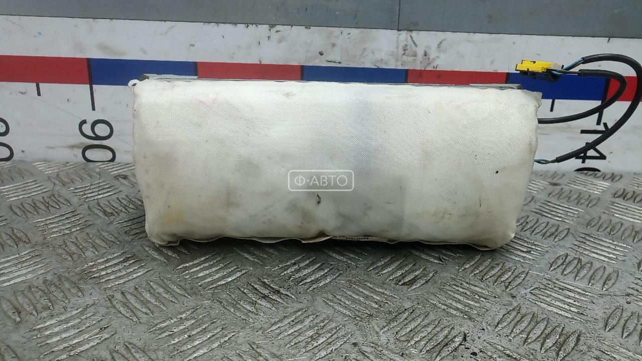 Подушка безопасности пассажира