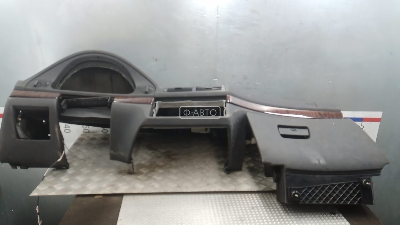 Панель приборов (торпедо)