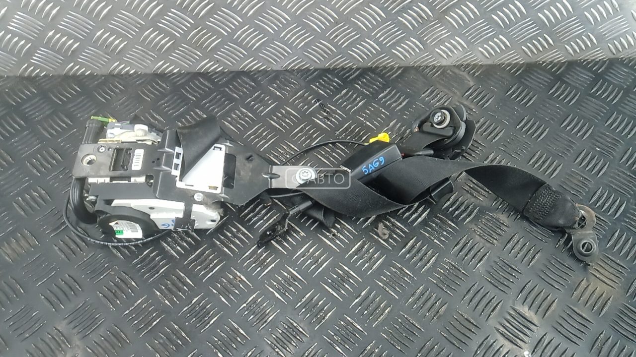 Ремень безопасности с пиропатроном сиденья переднего