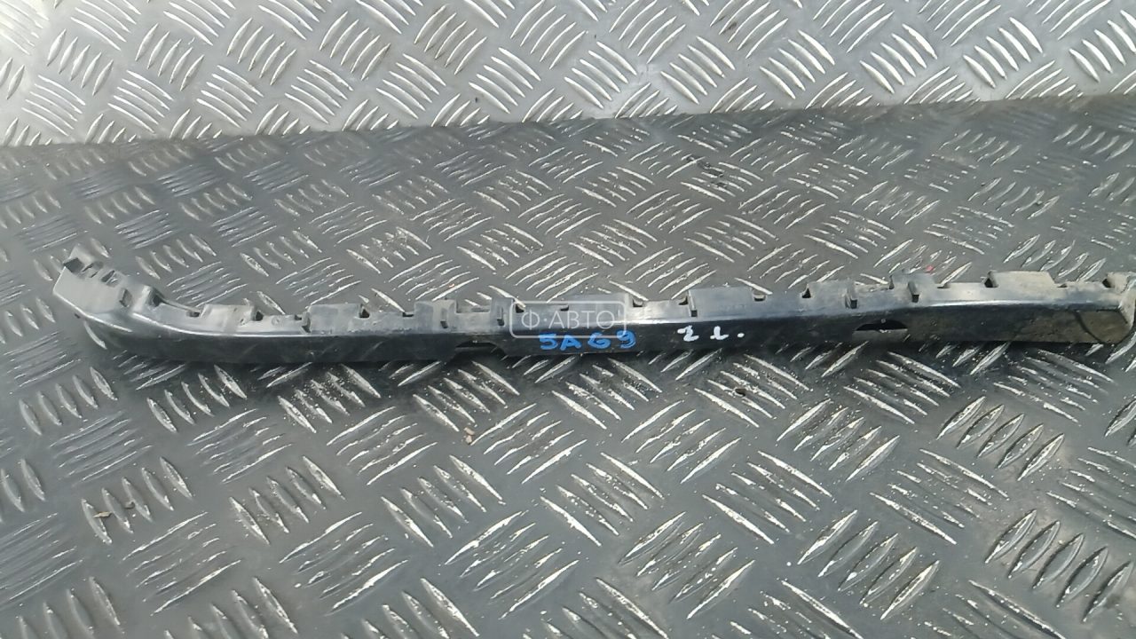 Крепление бампера заднее