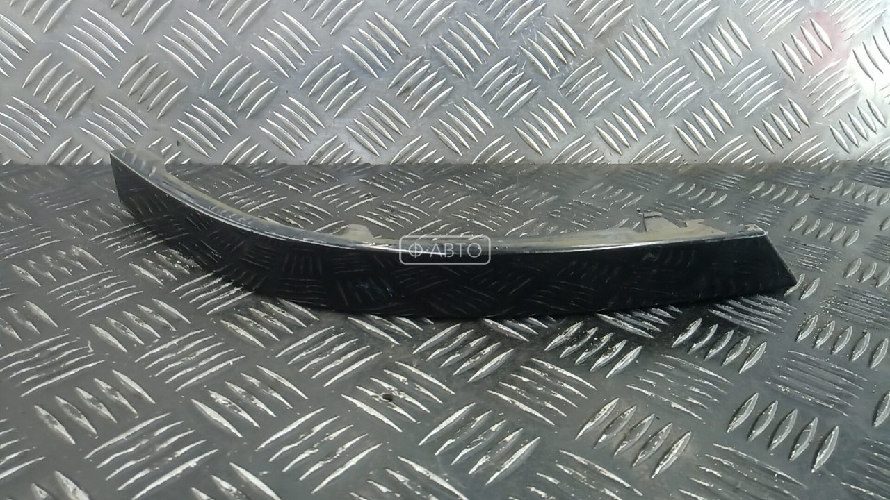 Ус под фонарь левый