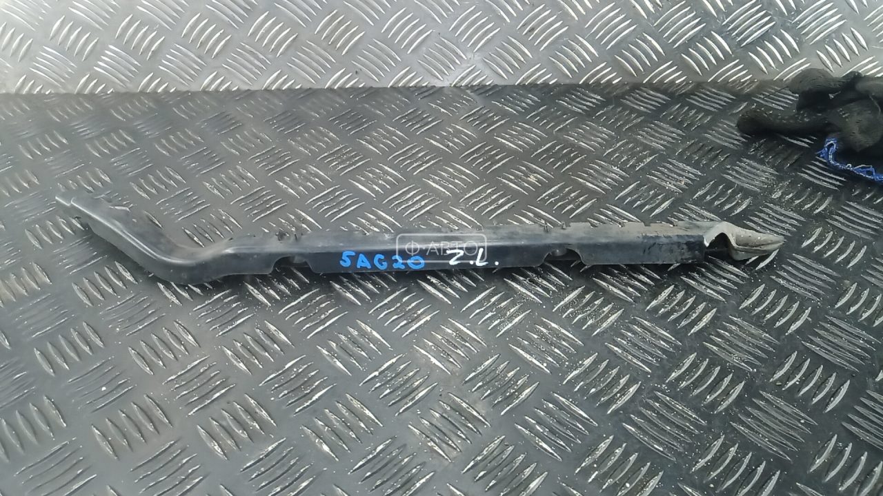 Крепление бампера заднее