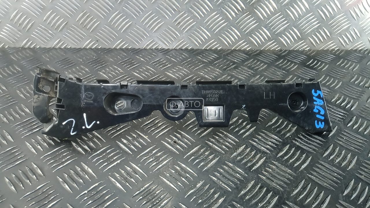 Крепление бампера заднее