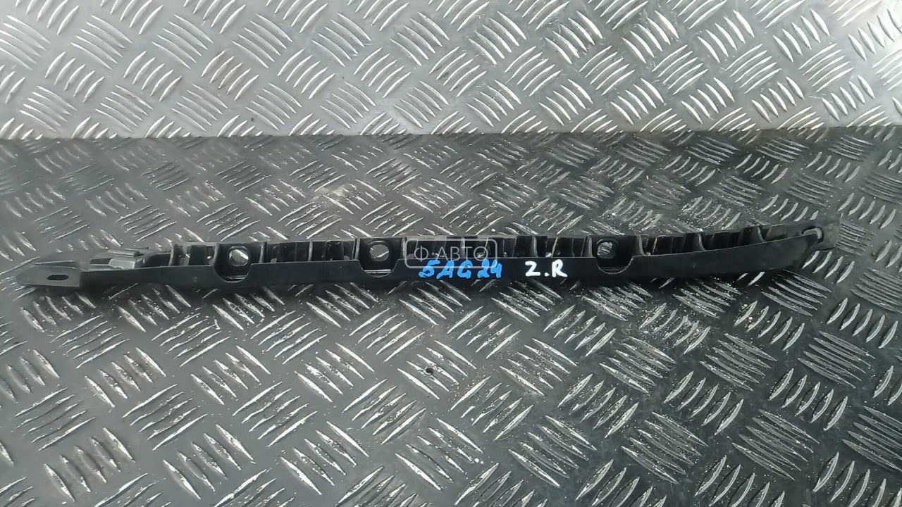 Крепление бампера заднее