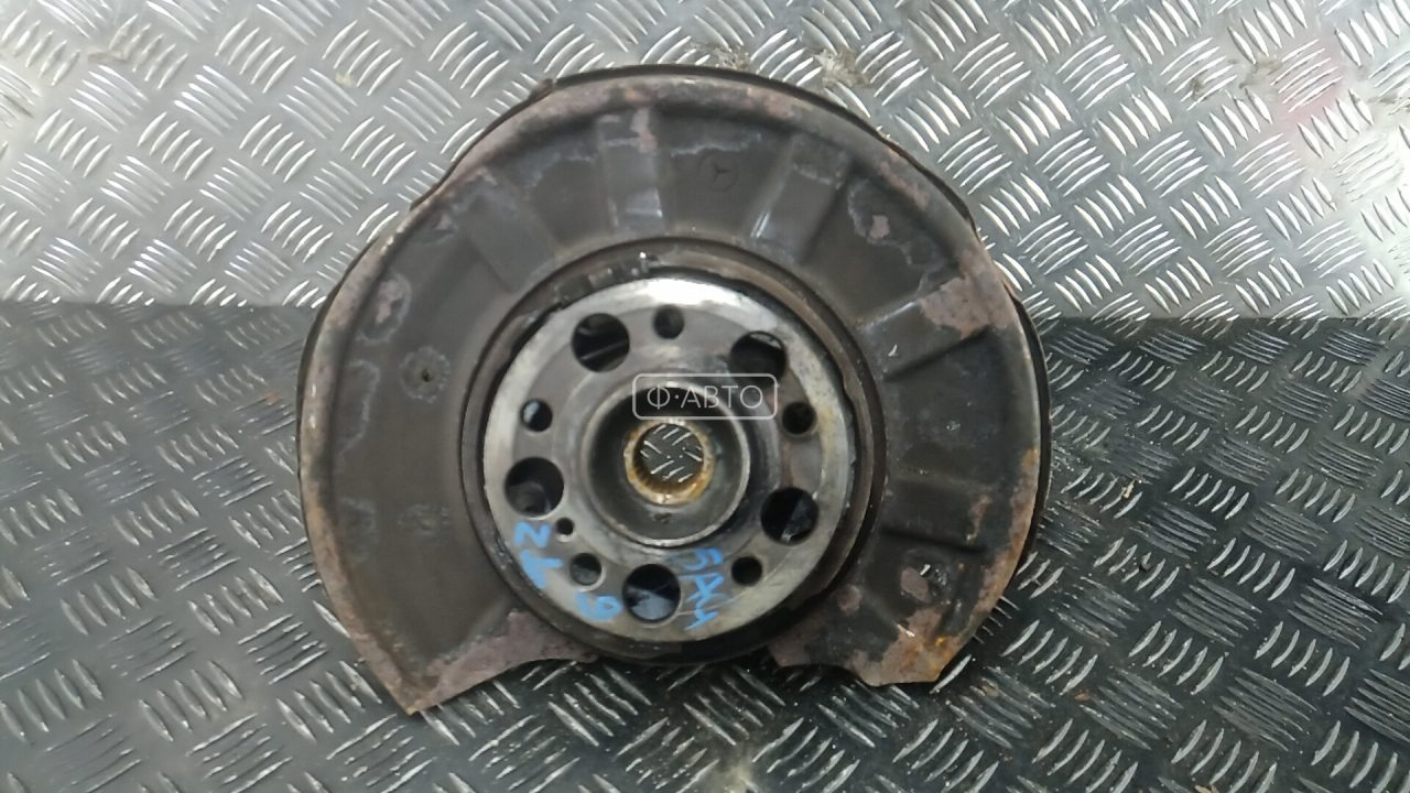 Ступица задняя левая