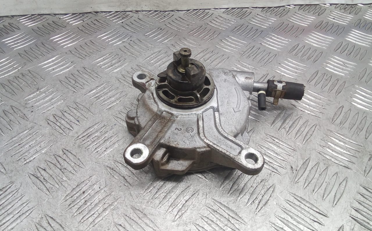 Насос вакуумный