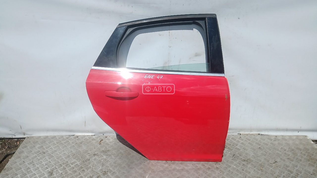 Дверь задняя правая