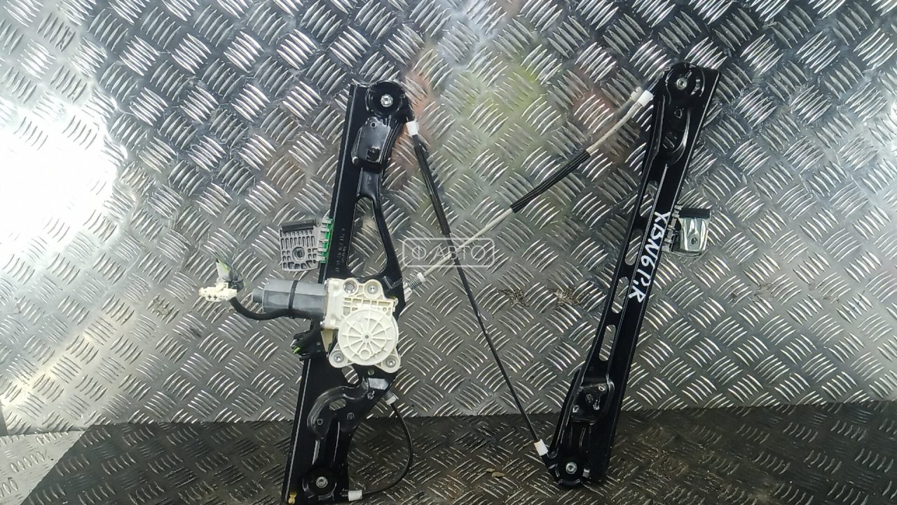 Стеклоподъемник передний правый