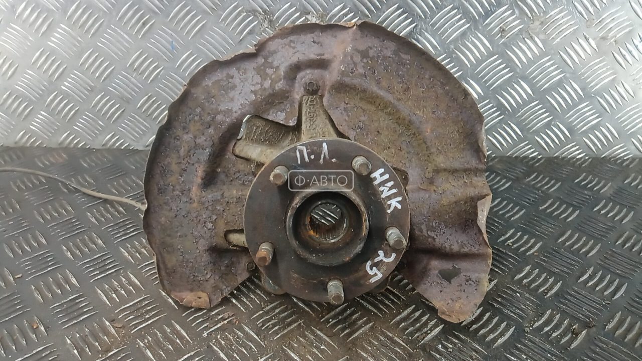 Ступица передняя левая