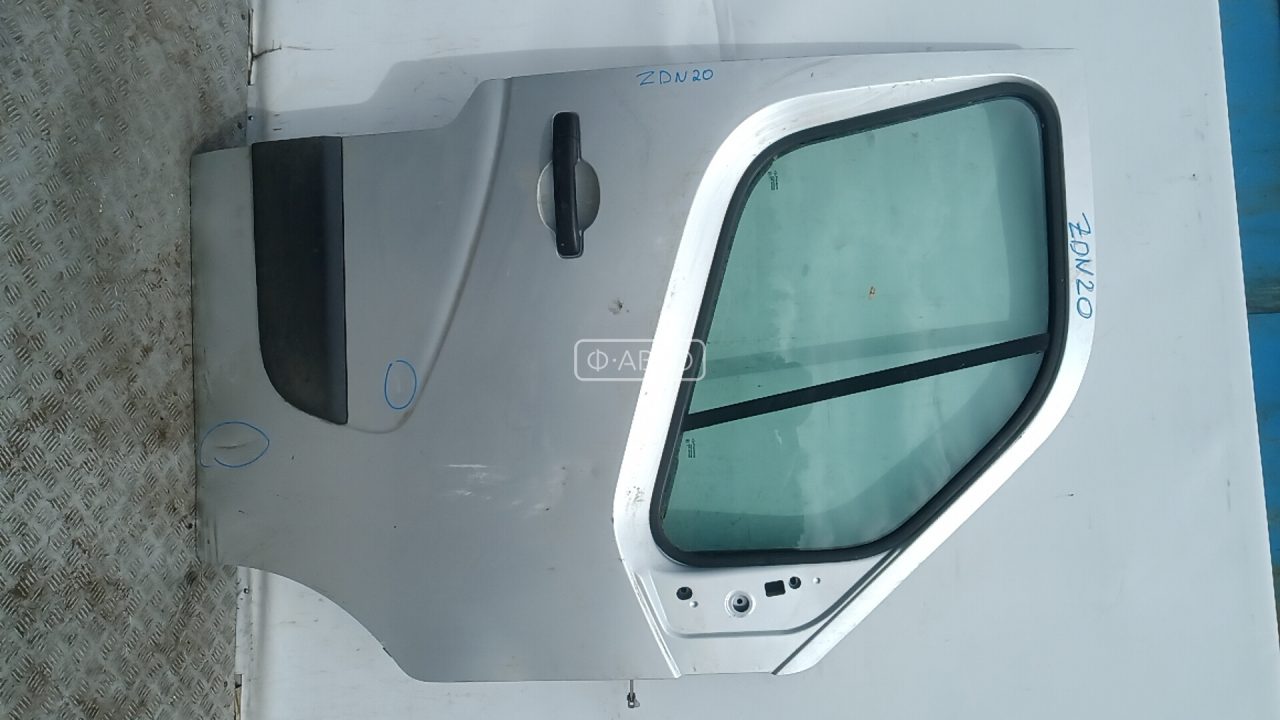 Дверь передняя правая