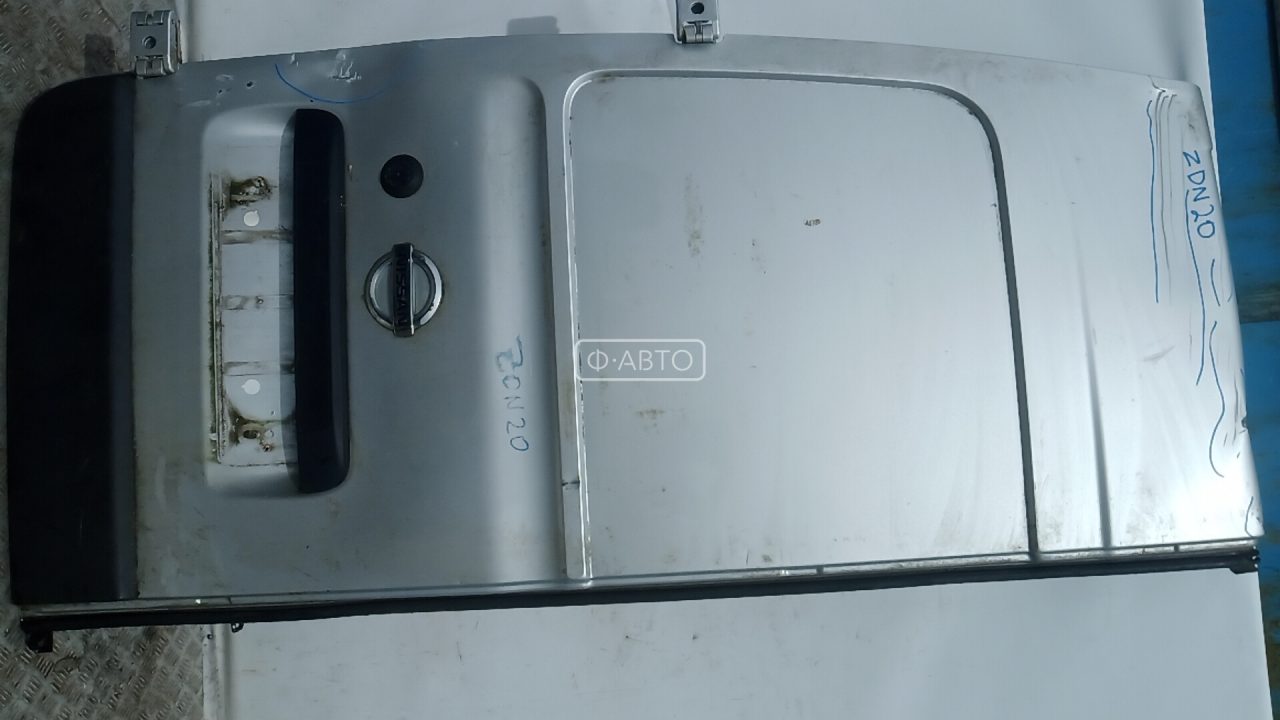 Дверь распашная левая