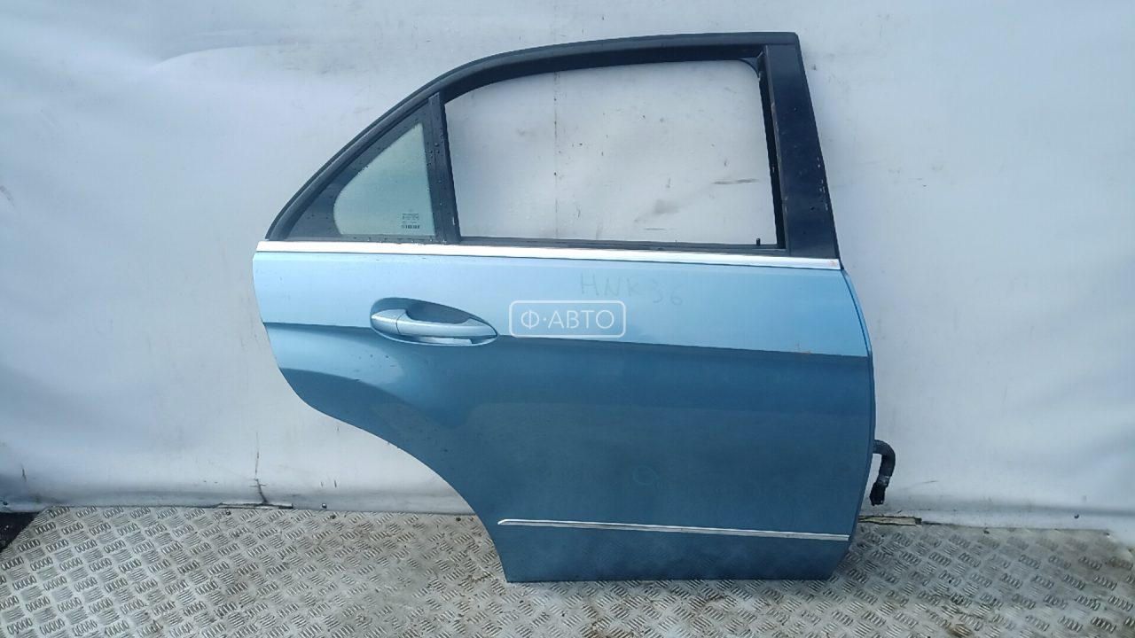 Дверь задняя правая