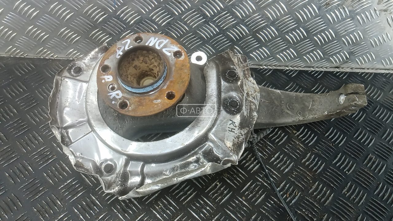 Ступица передняя правая