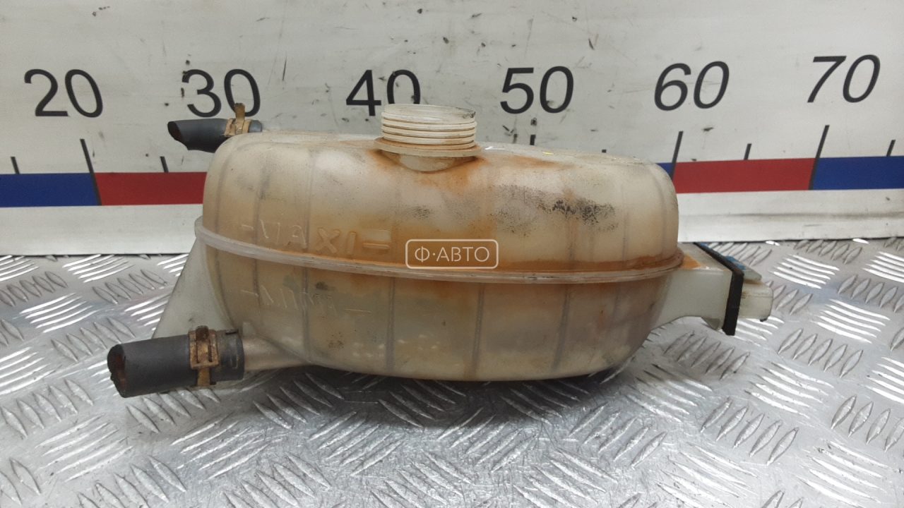 Бачок расширительный