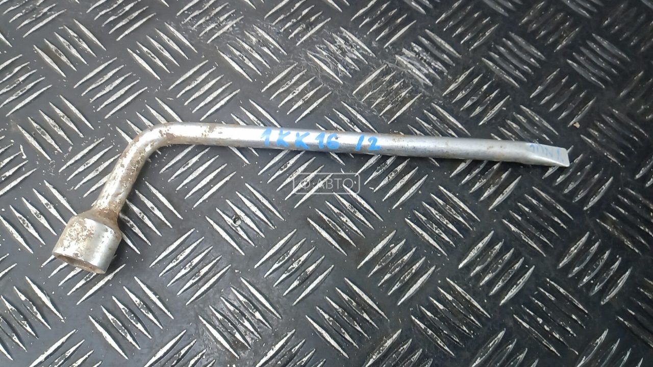 Ключ колесный