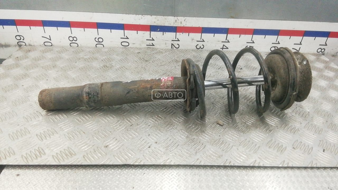 Стойка передняя левая