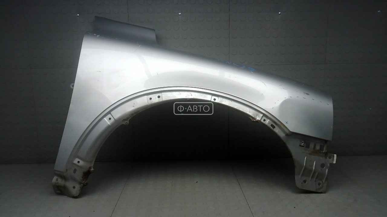 Крыло переднее правое