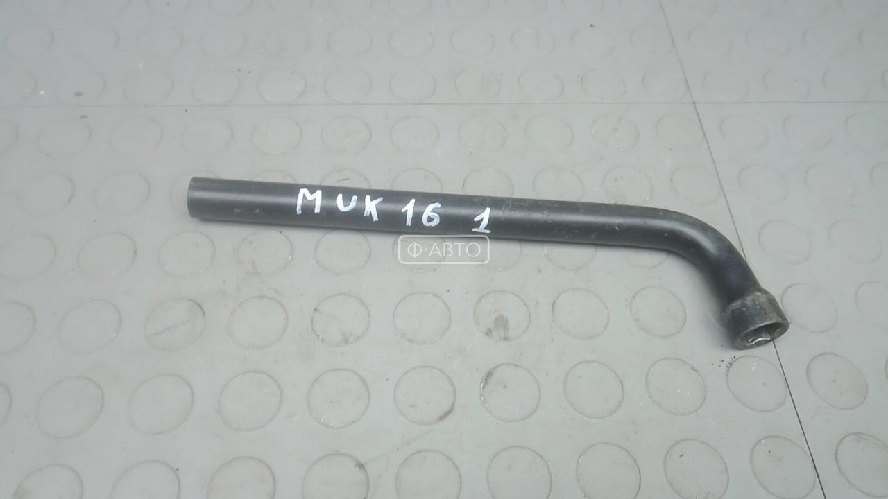 Ключ колесный