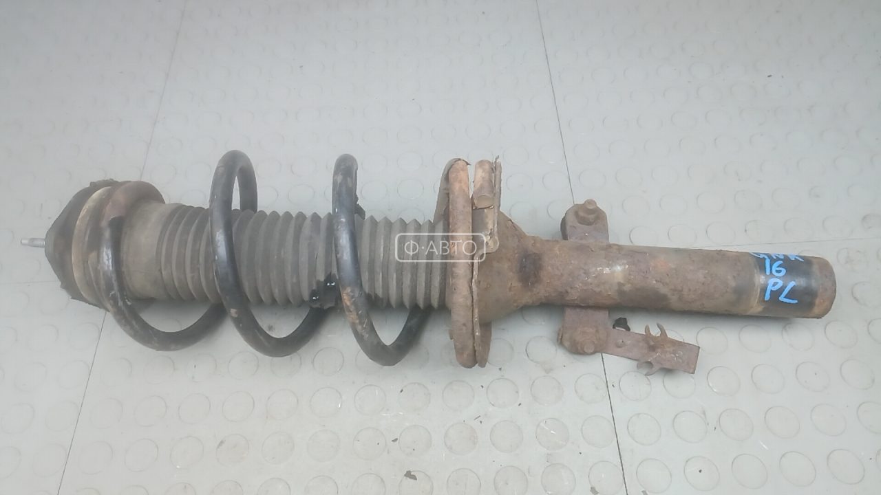 Стойка передняя левая