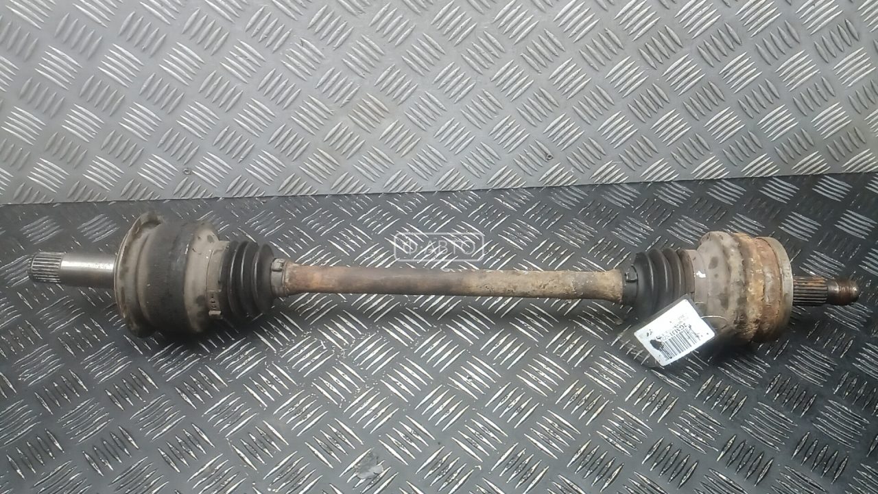 Привод задний правый