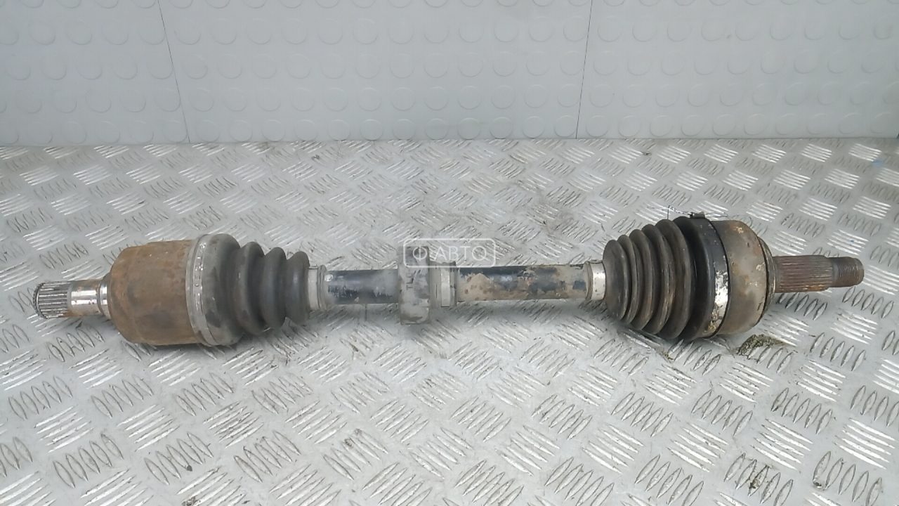 Привод передний левый