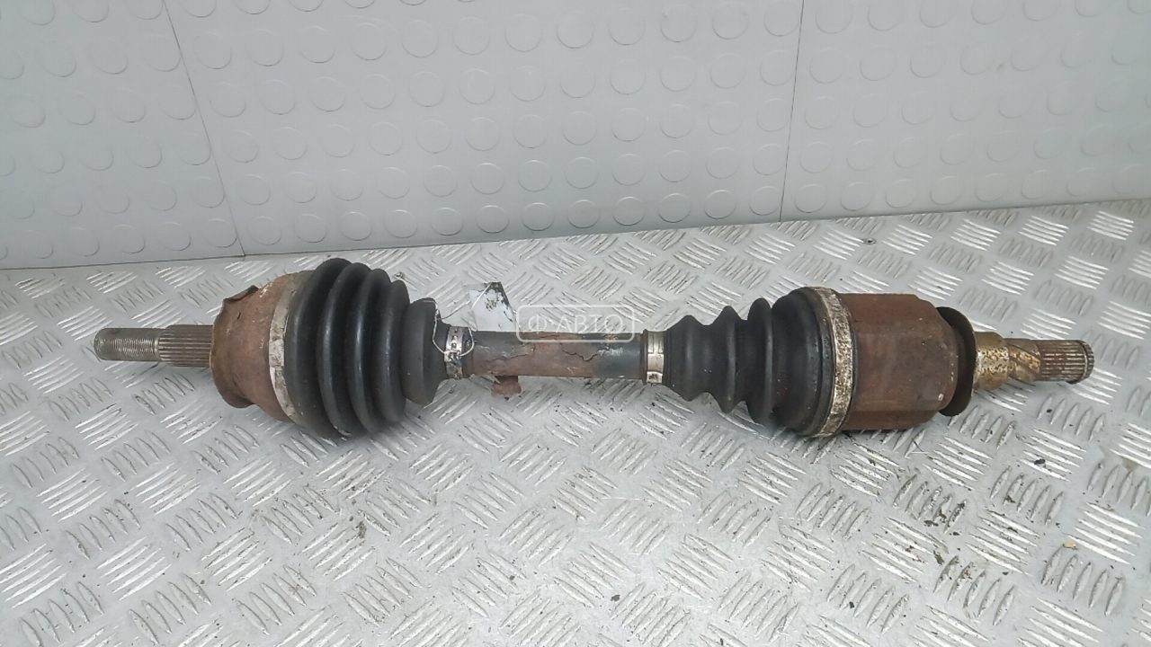 Привод передний левый