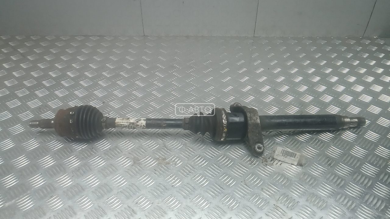 Привод передний правый