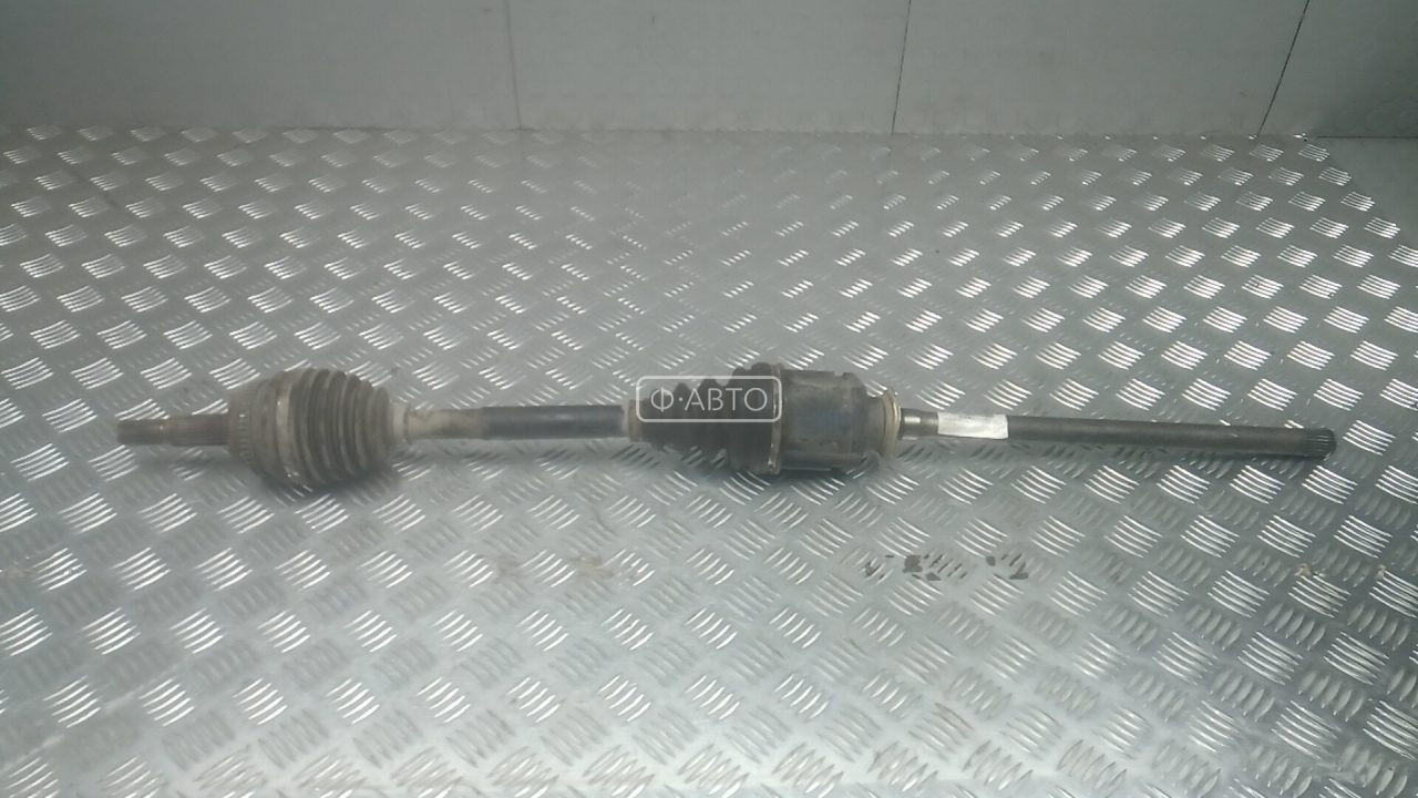 Привод передний правый