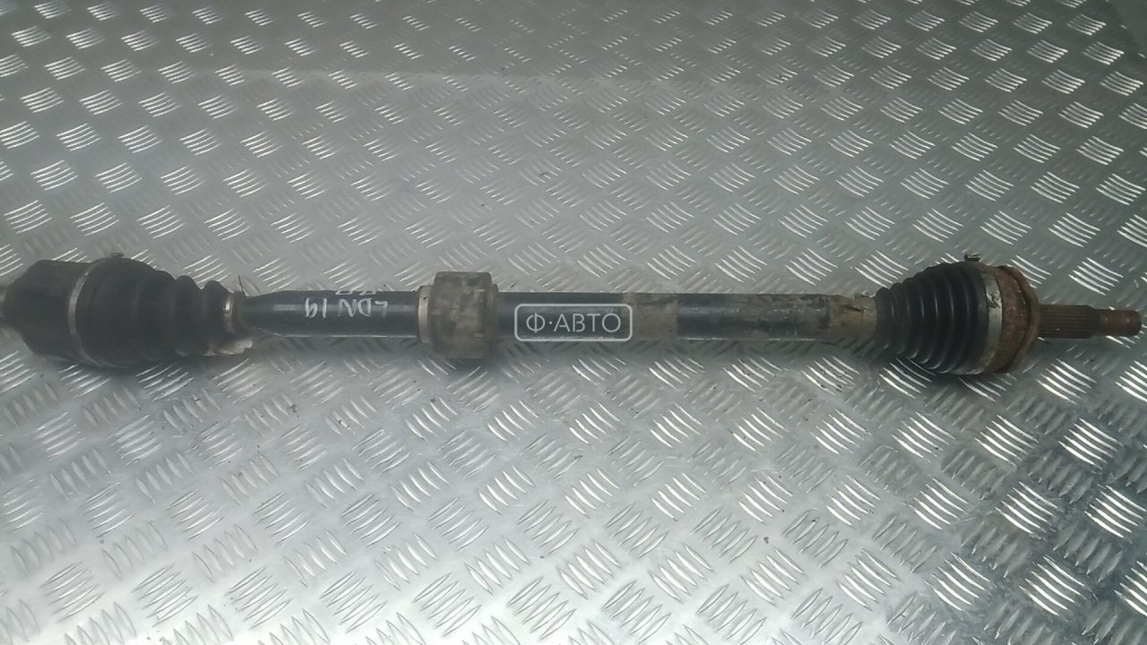 Привод передний правый